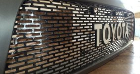 srq grille 4.jpg