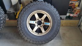 tire:rim.jpg