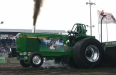 Tractor Pull.jpg