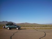 4Runner and mtn bike on road.jpg 4Runner and mtn bike on road.jpg