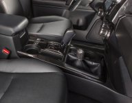2014_Toyota_4Runner shifter.jpg