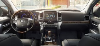 Toyota-Land-Cruiser-Prado-2017-211.jpg