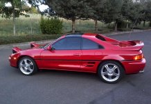 MR2-01-Left-Side-Lights-On-Rear.jpg