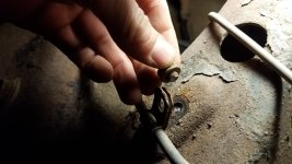 Broken brake line bolt (2).jpg Broken brake line bolt (2).jpg