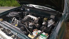 hilux-sw4-diesel-4x4-7lugares-D_NQ_NP_963325-MLB25415235022_032017-F.jpg