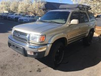 4 runner2.jpg 4 runner2.jpg