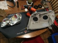 1-Headlight disas 4.jpg 1-Headlight disas 4.jpg
