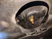 oil plug.jpg