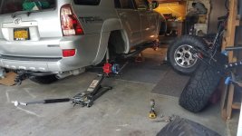 38544211_216702612351391_1489451214658600960_n.jpg