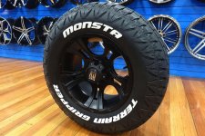 Monsta_Tyres_2.jpg