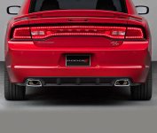 2014-charger-exterior-gallery-exhaust.jpg
