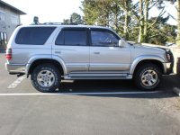 3rd_gen_Toyota_4runner_Limited_side.jpg