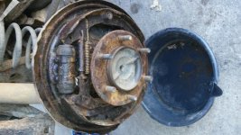 rear brakes on 90 4Runner.jpg
