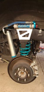 With Dobinson Rear Springs 3.jpg