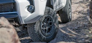 tacoma-crestone-dualsport-wheel-onyx-8-1920x900.jpg