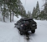 4runner_snowstuck.jpg