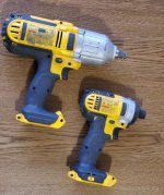 dewalt.jpg
