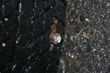 tirebolt.jpg