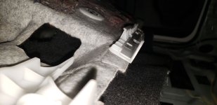 carpet_track.jpg