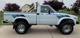 83 SR5.jpg