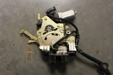 manual latch.jpg
