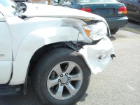 4runner accident 3.jpg 4runner accident 3.jpg