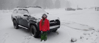snow 4runner.jpg