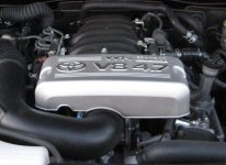 07 4RunnerV8 Under Hood.jpg
