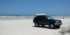 4Runner on beach.jpg