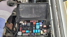 4Runner fuse box.jpg