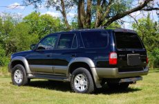 1999 limited lft rear.jpg