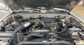 4runner engine bay.jpg