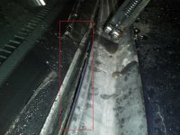windshield trim 2.jpg