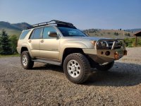 4runner quatering view.jpg