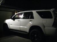 2006_Toyota_4-Runner_002.jpg