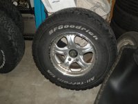0601 TRD rims tires skid plates Tokicos 001.jpg