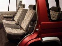toyota_land_cruiser_prado_station_wagon_sx_2.jpg