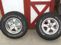 0602 TRD rims day shot and center cap 001.jpg