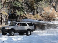 4runner snow.jpg