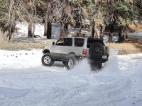 4runner snow 2.jpg
