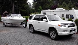 4Runnerandboat.jpg