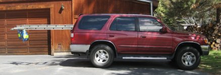 98 4runner with 36' ladder-small.jpg