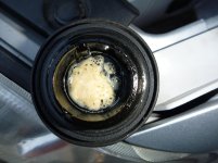 oil_filler_cap.jpg