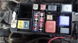 Horn Fuse out.jpg Horn Fuse out.jpg