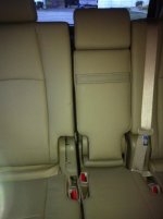 rearseatgap.jpg