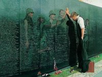 VietnamMemorialwall.jpg