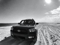 4RunnerBeach2sm.jpg
