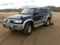 Toyota HiLux Surf.jpg