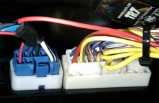 ecu_connector.jpg