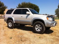4runner w sport wheels 002.jpg